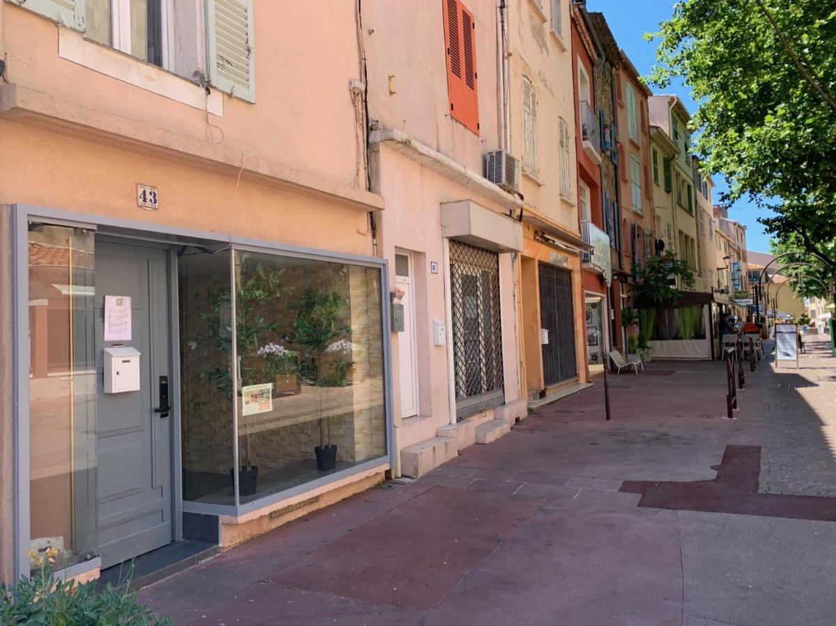 Excellent Studio Au Coeur Historique De Fréjus Exteriér fotografie